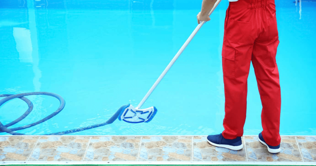 Key Steps to Launching a Profitable Pool Cleaning Business
